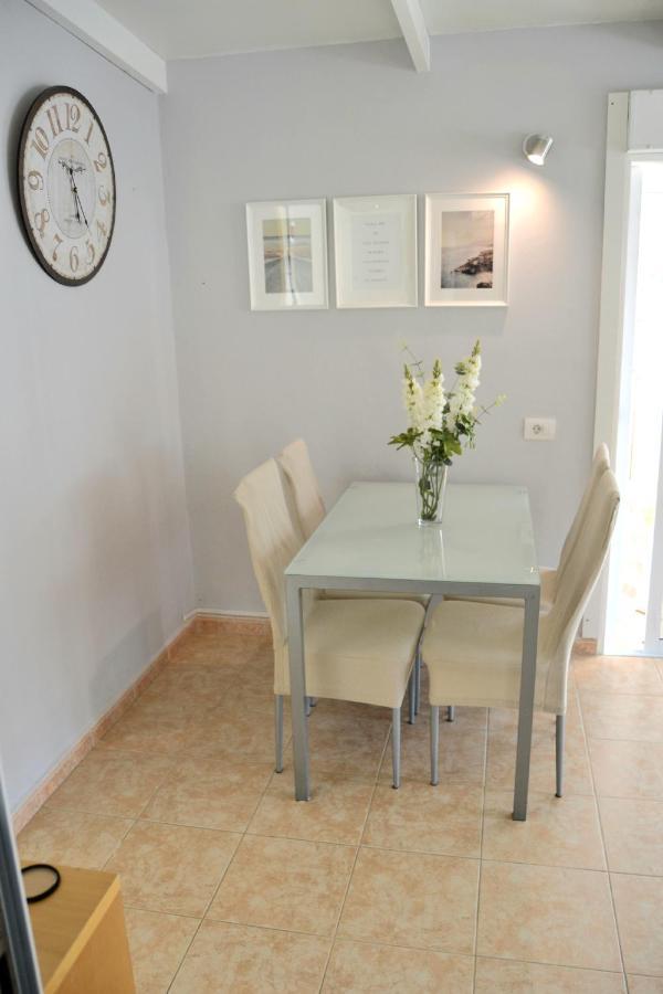 Atico En El Corazon De Santa Cruz/ Cozy Penthouse Apartment Exterior foto